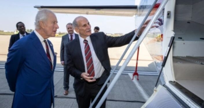 Missionários têm atuação reconhecida pelo rei Charles