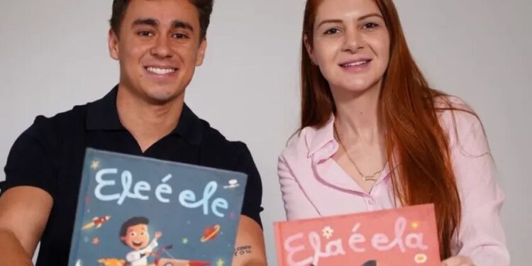 Nikolas Ferreira e Ana Campagnolo combatem ideologia de gênero