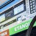 Petrobras reduz preço da gasolina em 4,9% a partir de terça-feira
