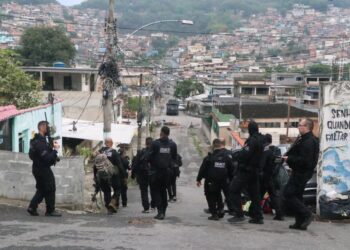 ‘Crime se instalou no governo’