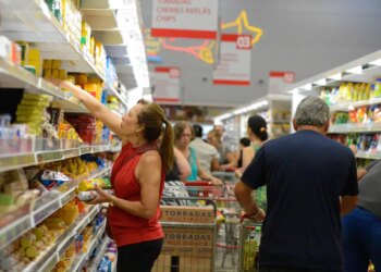 Mudanças no vale-alimentação ajuda a combater inflação , diz Abras