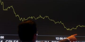 Bolsa volta a bater recorde e alcança marca de 154 mil pontos