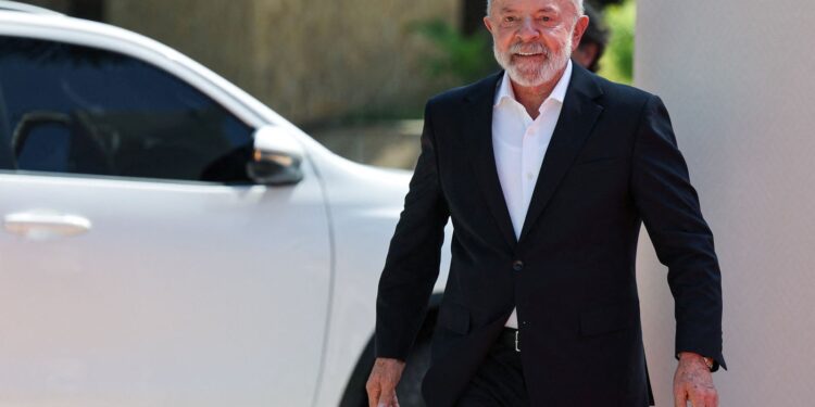 Lula participa de cúpula da Celac na Colômbia