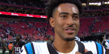 Jogador da NFL faz jogo histórico e dá glória a Deus: “Ele é a razão de tudo”