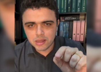 Teólogo alerta sobre PL que proíbe alteração da Bíblia: “Liberdade religiosa em risco”