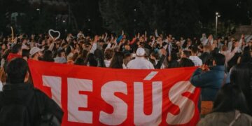 Mais de 1.000 jovens evangelizam em Madri e dezenas aceitam Jesus: “Vivemos um despertar”