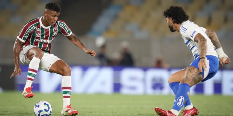 Cruzeiro e Fluminense jogam pela 33ª rodada do Campeonato Brasileiro