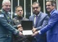 Congresso homenageia policiais mortos durante a Operação Contenção