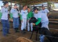 Alunos do Curso Técnico em Zootecnia apresentam práticas de bem-estar animal na II Semana do Técnico Agrícola, em Pimenta Bueno