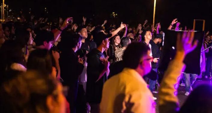 Sonaira rebate ação de alunos da USP pra impedir cultos