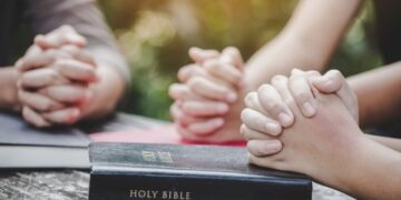 A fé está cada vez mais ligada à experiência pessoal e à autenticidade, sugere pesquisa