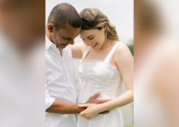 Rodrigo Silva e esposa anunciam gravidez e contam nome do bebê