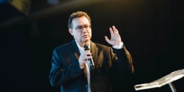 ciência mostra que cérebro é ‘projetado para fé’