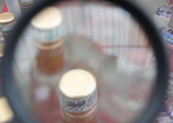 Brasil chega a 16 mortes confirmadas de intoxicação por metanol