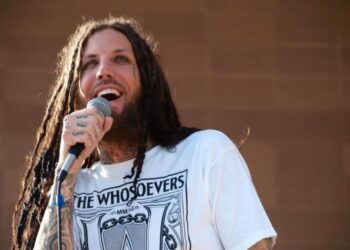 Contra o ‘câncer’ religioso, Brian Welch diz que Cristo é ‘relação’