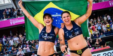 Carol Soberg e Rebecca faturam bronze no Mundial de vôlei de praia