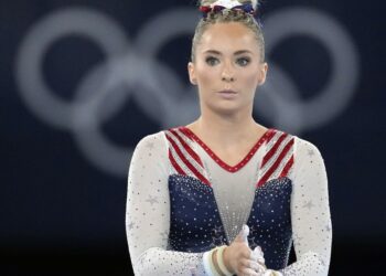 Medalhista olímpica critica atletas ‘trans’ em competições femininas