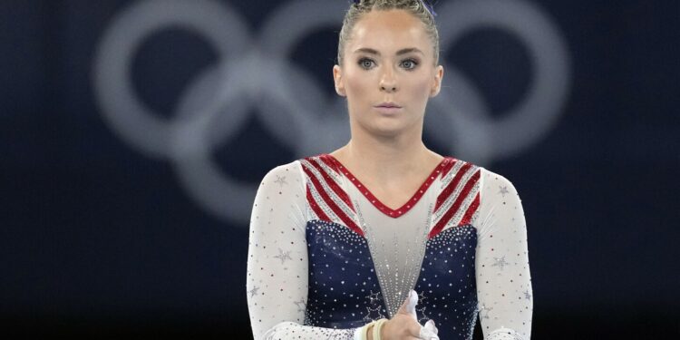 Medalhista olímpica critica atletas ‘trans’ em competições femininas