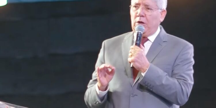 Pastor Hernandes narra drama familiar e reitera fé em Deus