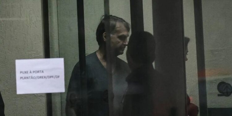 tornozeleira não foi motivo da prisão de Bolsonaro