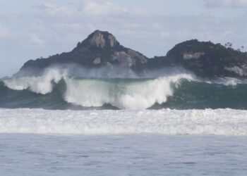 Geólogos flagram fragmentação de placas tectônica nas Américas