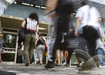 Entenda como é calculada a nota das provas objetivas do Enem 2025