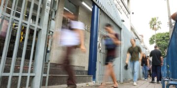 Saiba quais são as três questões anuladas no Enem 2025