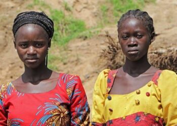 Nigéria: 100 estudantes sequestradas em escola cristã são libertadas