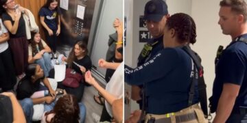 Jovens presos em elevador adoram a Deus enquanto aguardam resgate nos EUA