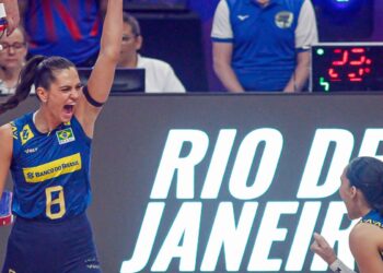 Central Julia Kudiess é eleita a 5ª melhor jogadora do vôlei mundial