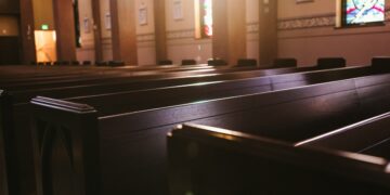 Número de pessoas que dizem ‘sim’ para Deus e não para ‘igreja’ cresce na América Latina