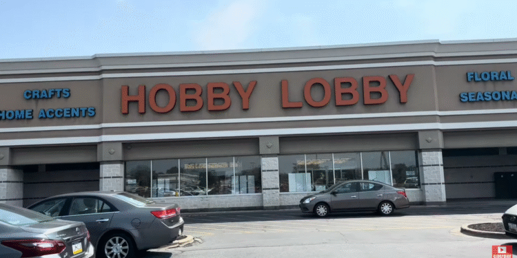 Rede de lojas nos EUA distribui 500 mil livros sobre o nascimento de Jesus no Natal