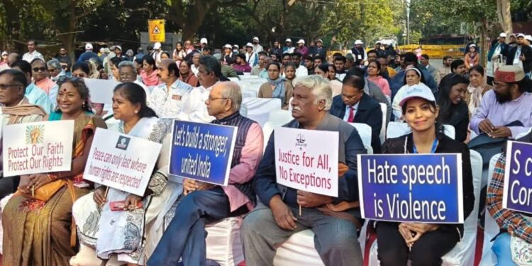2.000 cristãos protestam contra aumento de 500% da perseguição na Índia