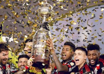 Retrospectiva: Flamengo domina o futebol masculino brasileiro em 2025