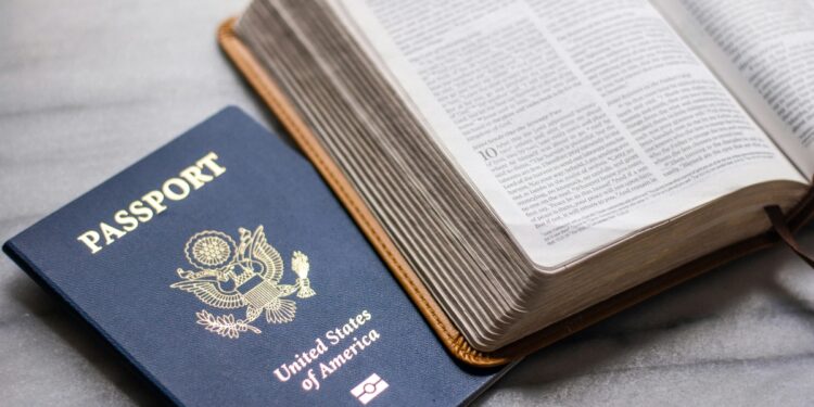 Nicarágua proíbe turistas de entrarem com Bíblia no país, denuncia organização