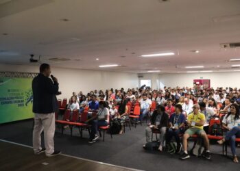 Congresso Estadual de Educação Física e Esporte Escolar reúne 300 participantes em formação voltada à Educação Paralímpica