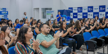 Governo de RO realiza entrega de certificado e kits aos concluintes do programa Vencer