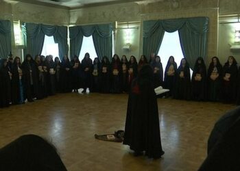 Ex-feiticeira diz que não conseguia afetar cristãos: “Caí no chão”