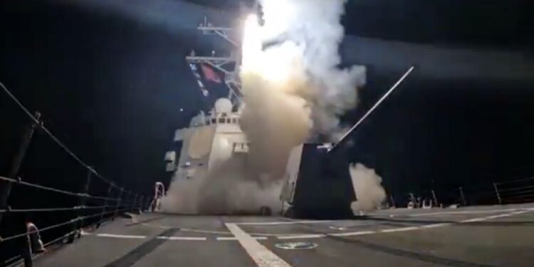 terroristas que matam cristãos bombardeados pelos EUA