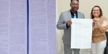 Membros de Igreja Batista no ES produzem Bíblia gigante