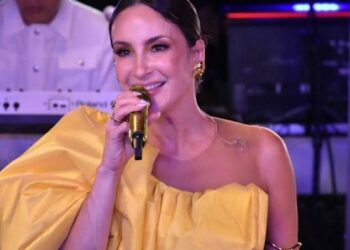 Claudia Leitte é processada por discriminação religiosa após alterar letra de música