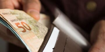 Pastor se declara culpado de esquema milionário de sonegação