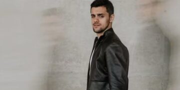 Felipe Simas demorou a revelar conversão por receio de retaliação