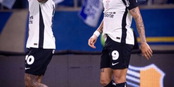Copa do Brasil: Depay decide e Corinthians derrota Cruzeiro por 1 a 0