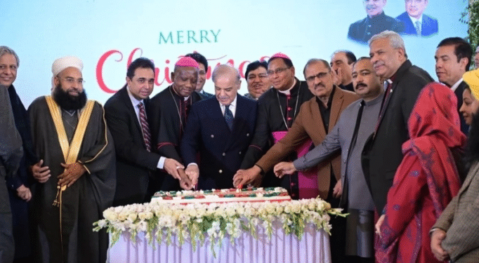 Paquistão: pela primeira vez, governo patrocina eventos de Natal em todo o país