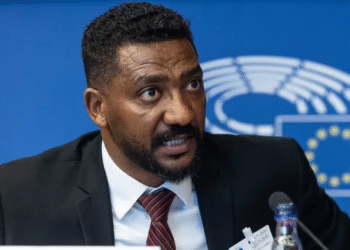 Advogado de organização cristã de liberdade religiosa é agredido durante discurso