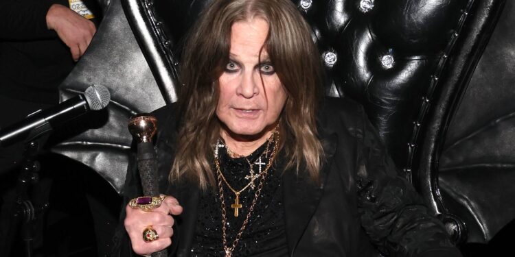 pessoas como Ozzy Osbourne são esquecidas pela Igreja