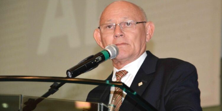 Pastor convida ‘crentes petistas’ a saírem da Assembleia de Deus