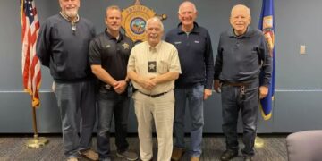 Pastor morre de infarto após ajudar motorista com problemas