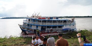 Passeio pelo Rio Madeira volta ao Complexo Madeira-Mamoré